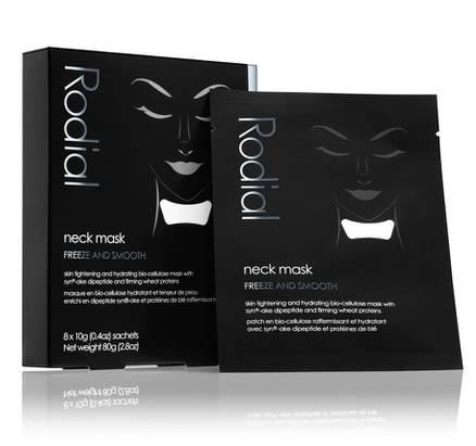 颈纹和皱纹哪个容易暴露,颈纹显老教你怎么消除