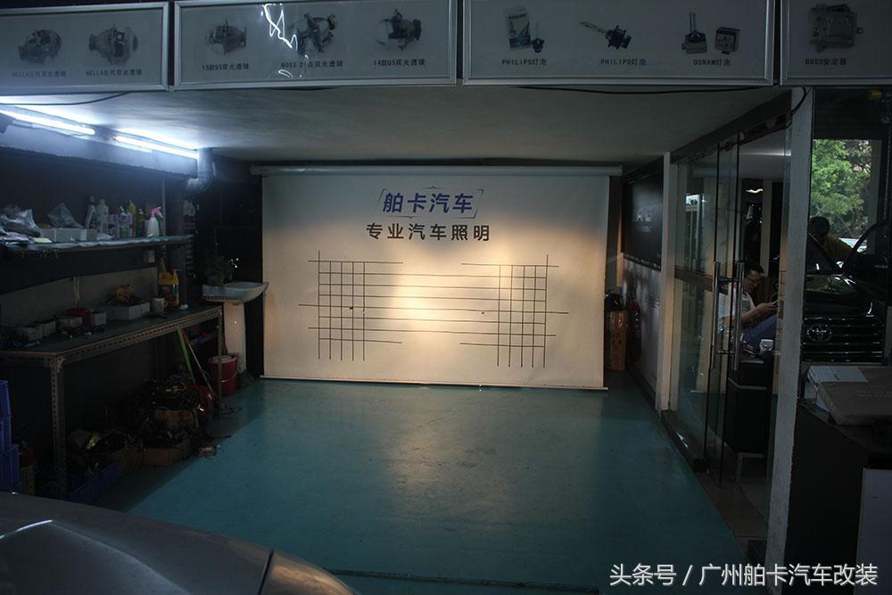 吉普自由光大灯改装,jeep自由光改装海拉5透镜