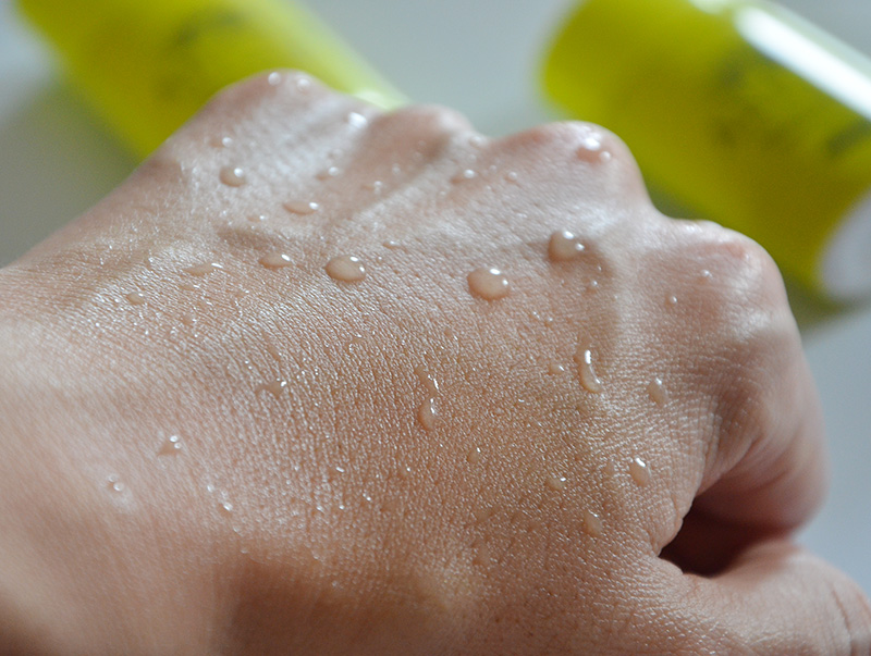 17年的好防晒：两款安耐晒BB霜真人试色