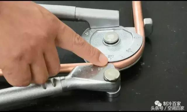 一拖一风管机空调安装全过程视频,变频空调安装全过程视频