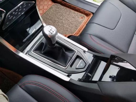 德国不限速高速海马s5试驾,海马s5young驾驶方法