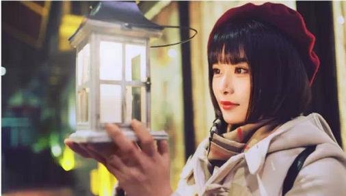 自己一个人拍照怎样摆pose才好看,学会这十个pose怎么拍照都好看