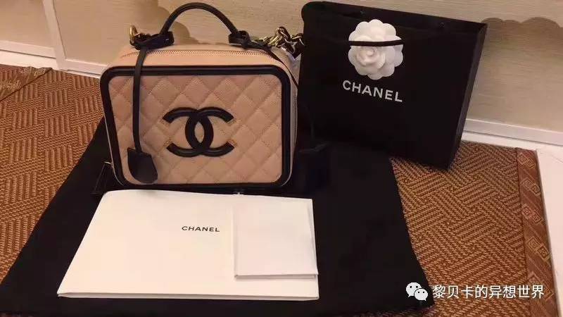 不想出门一出门就烦,不想出去但一出去就很嗨