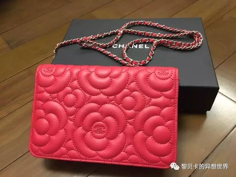 不想出门一出门就烦,不想出去但一出去就很嗨