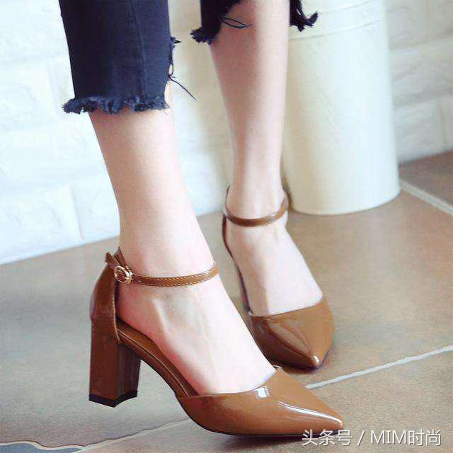 千万不要买的5款高跟鞋,17年前高跟鞋