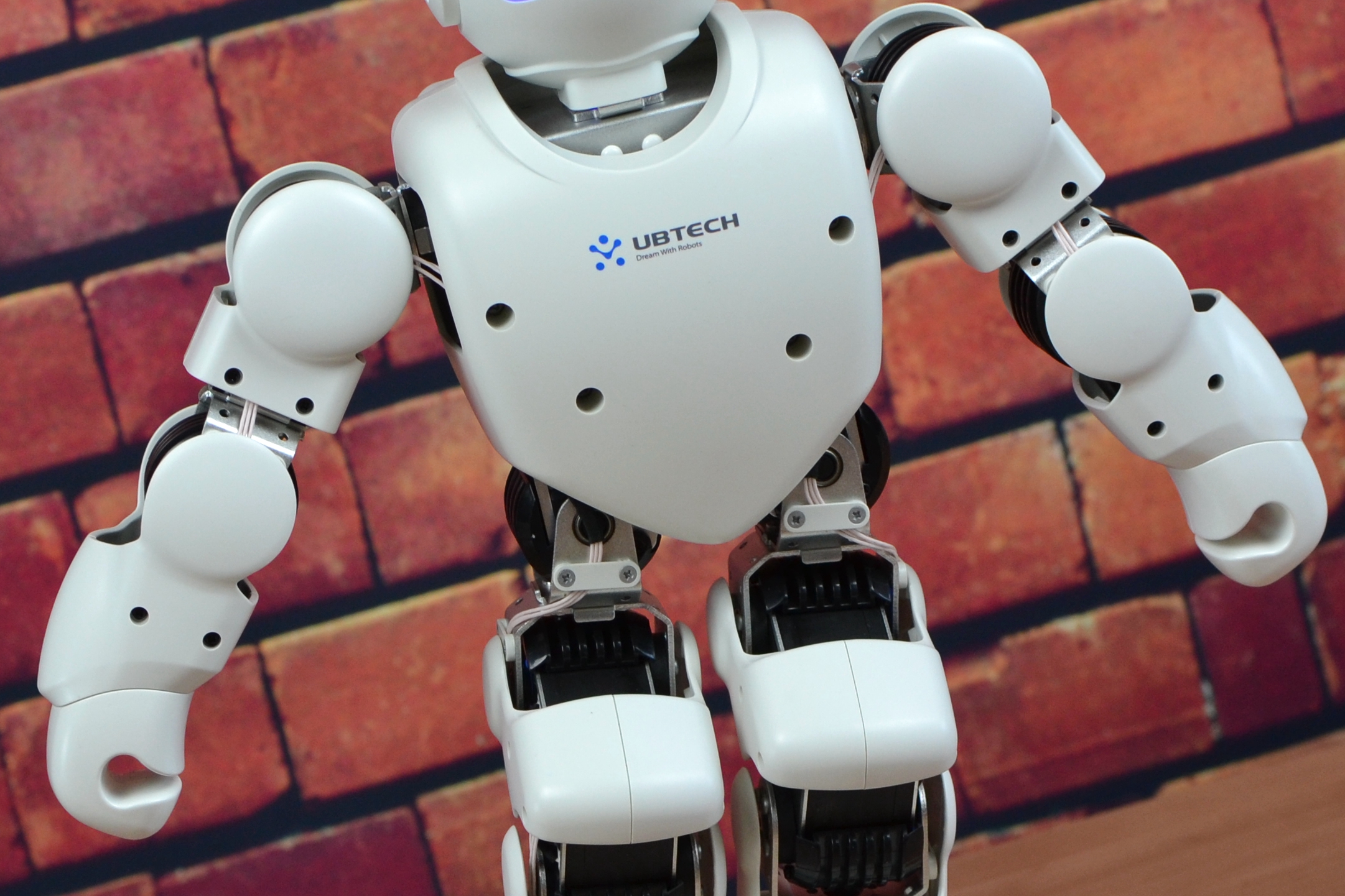 舞王春晚机器人,2022春晚机器人跳舞