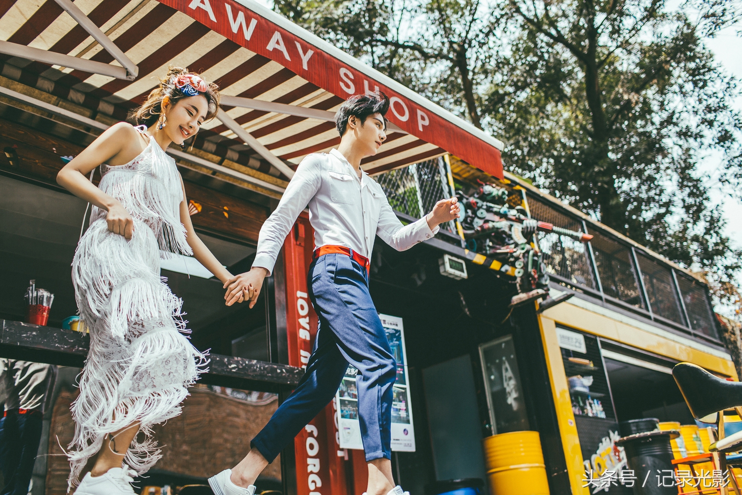 海景婚纱照新品发布,2017婚纱照流行趋势