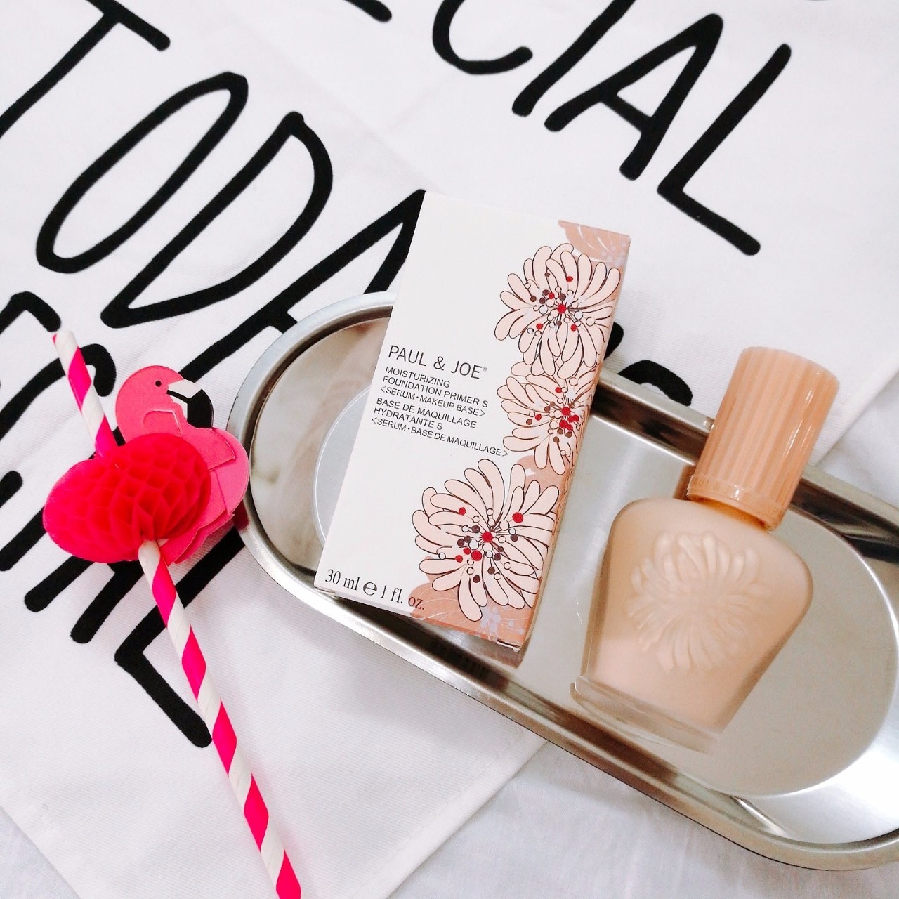 脸上有痘痘怎么化无瑕底妆,痘痘肌底妆不卡粉技巧