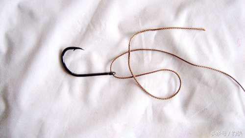 鱼钩的绑法串钩钓鱼技巧,钓鱼通用几号线鱼钩全套绑法