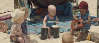 滑板的轮子底里面东西掉了怎么办,滑板的轮子掉了怎么安回去双翘板