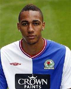 腰是关键！FIFA17西甲后腰推荐