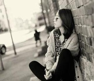 自己一个人拍照怎样摆pose才好看,学会这十个pose怎么拍照都好看