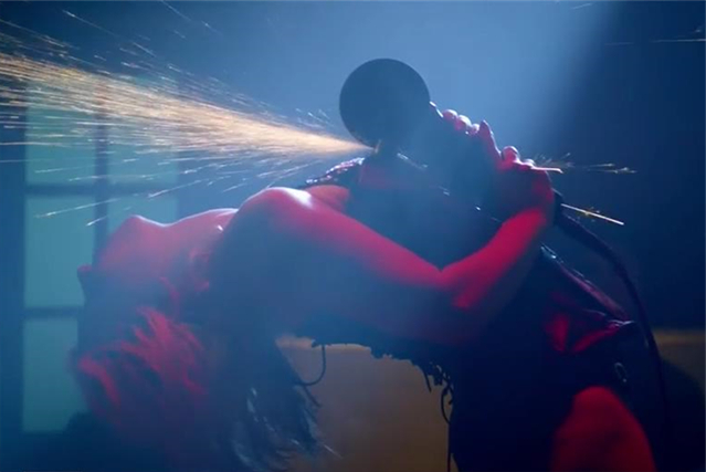 男子租个女友糊弄父母,糊里糊涂做了一件事,让自己痛苦缠身