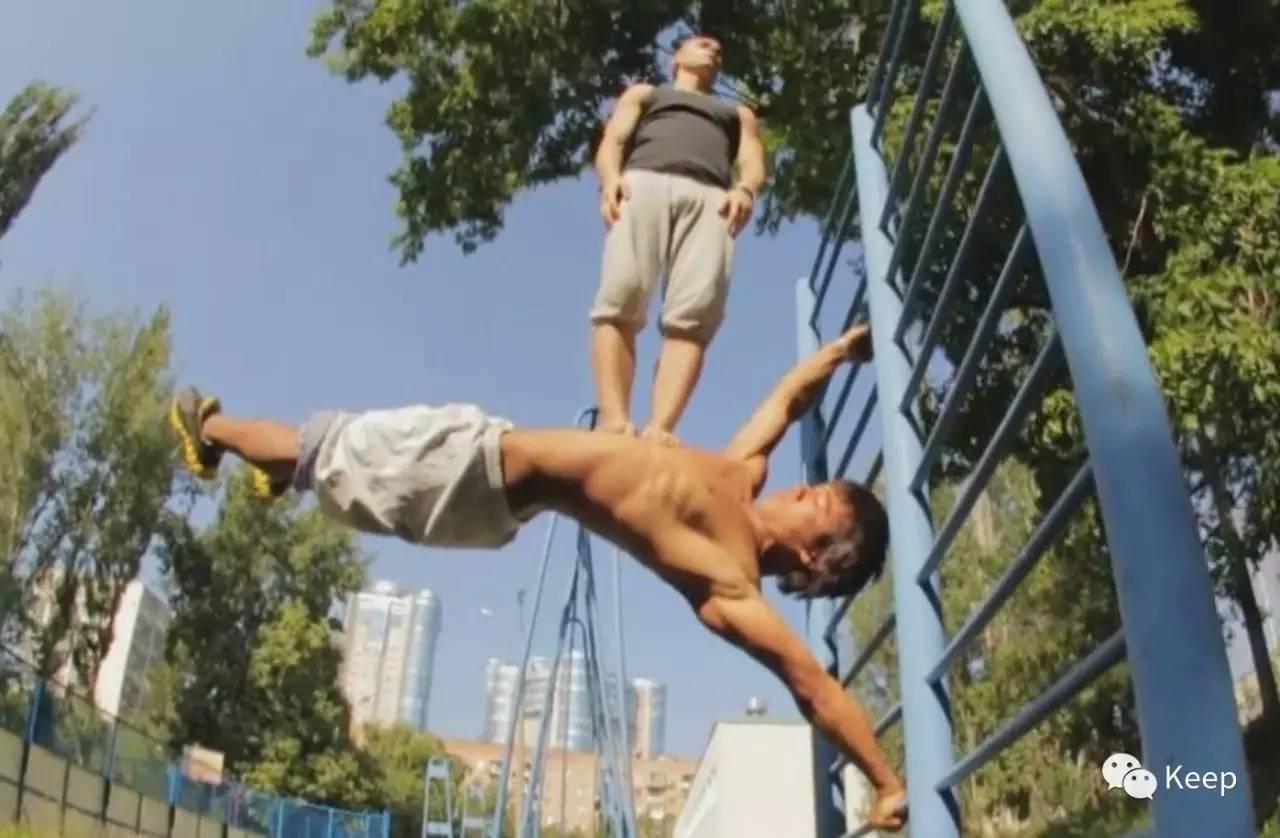 活肌肉死肌肉区别,健壮肌肉什么梗