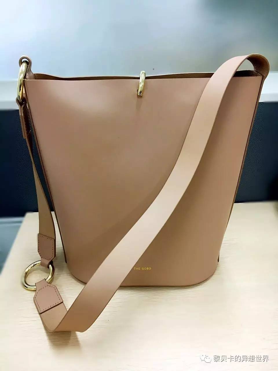 不想出门一出门就烦,不想出去但一出去就很嗨