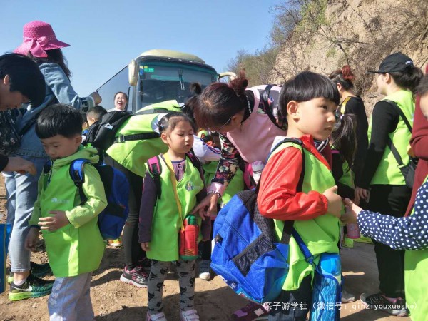 春游记浪漫花季,花谷踏青赏花春游记
