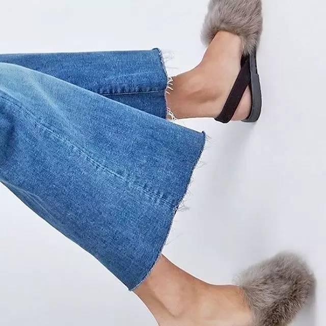 有款很贵却很丑的拖鞋,一双几十块的拖鞋值得买吗