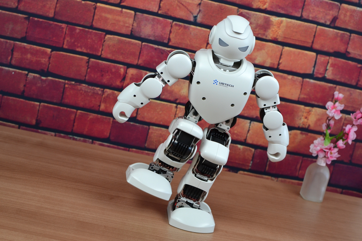 舞王春晚机器人,2022春晚机器人跳舞