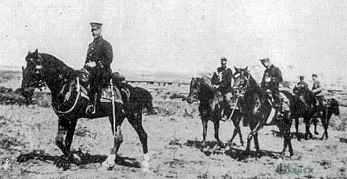 日本心,西洋形?趣谈那些“日洋结合”的日军*刀军**