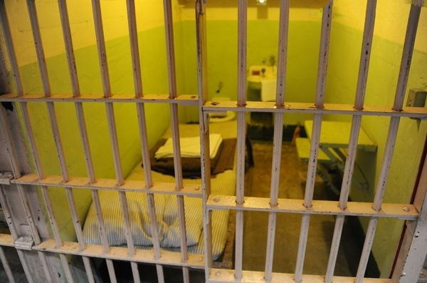 旧金山监狱恶魔岛,美国恶魔岛越狱事件