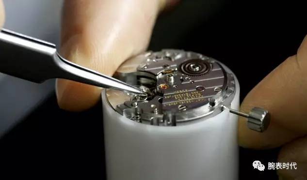 gs冠蓝狮机械表价格,gs潜水表