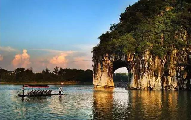 4月重庆飞哪里的机票便宜,五一重庆飞哪个海边的机票便宜