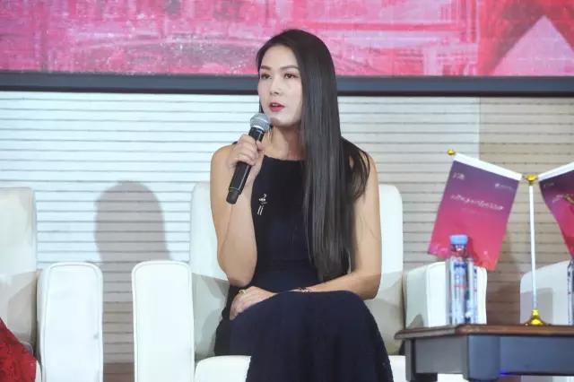 厉害,女川商在时尚盛典上把创新与匠心说得好透