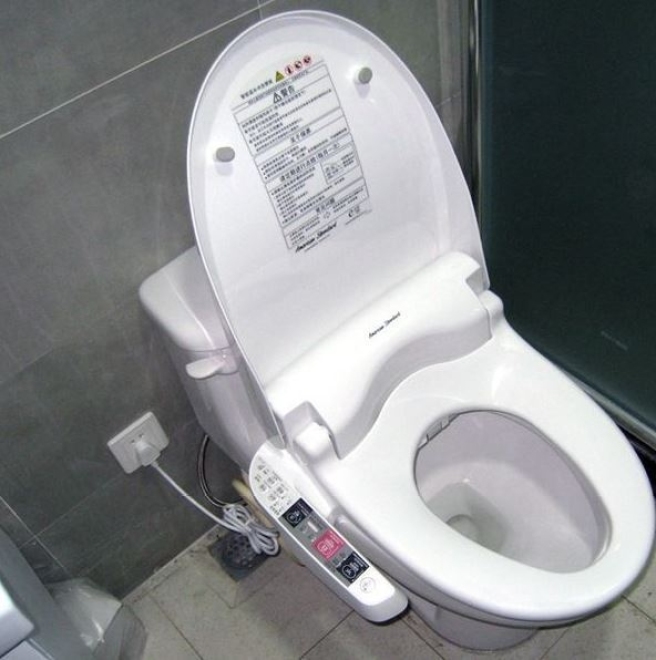 装修公司给安装智能马桶怎么样,家庭要不要安装智能马桶盖