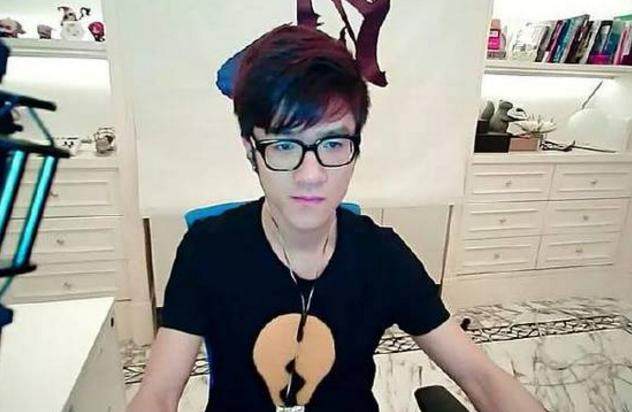 若风生涯集锦,若风打游戏视频