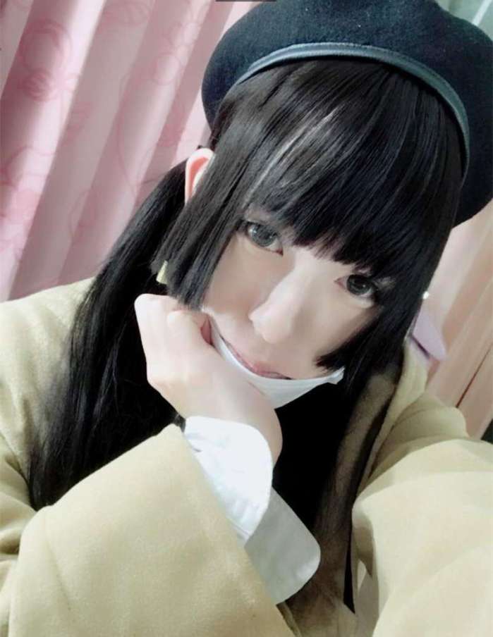 邋遢男化妆女仆,女神自叹不如