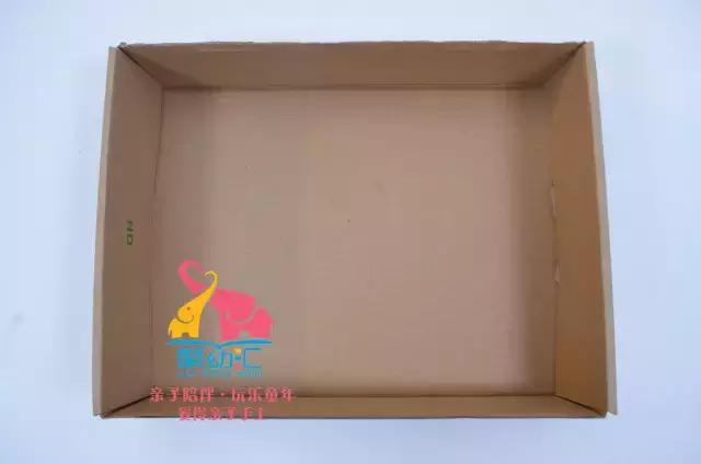 玩过手动的桌上足球，还没玩过用嘴吹的