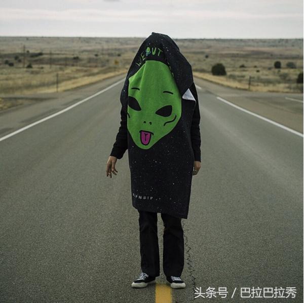 潮牌最强王者,不要再怂了!不如让这只贱猫帮你出头!