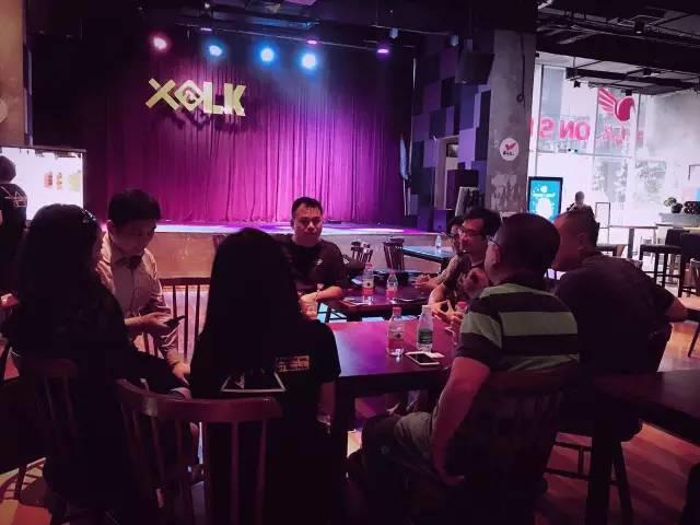 创客「学院派」VS街头「实战派」