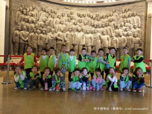 春游记浪漫花季,花谷踏青赏花春游记