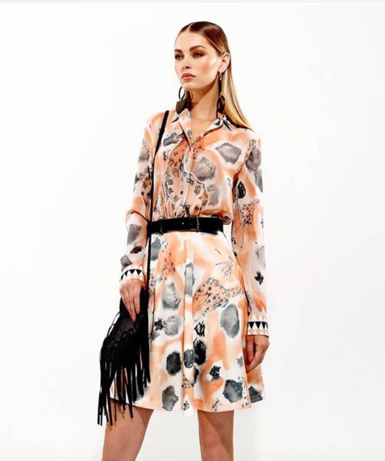 有款很贵却很丑的拖鞋,一双几十块的拖鞋值得买吗