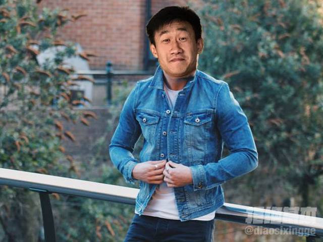 最爱穿西服的王经理，为什么会被白老板带去泰国旅游呢？