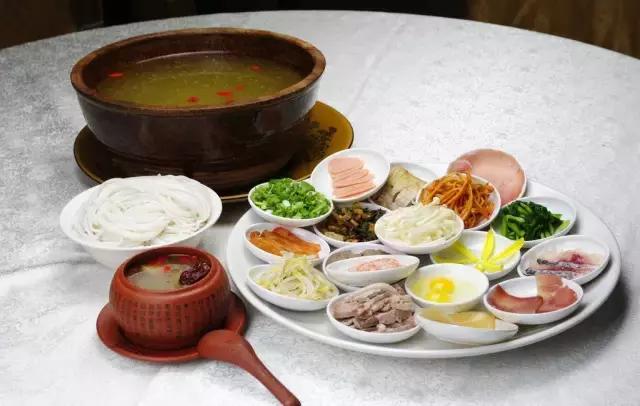 4月重庆飞哪里的机票便宜,五一重庆飞哪个海边的机票便宜