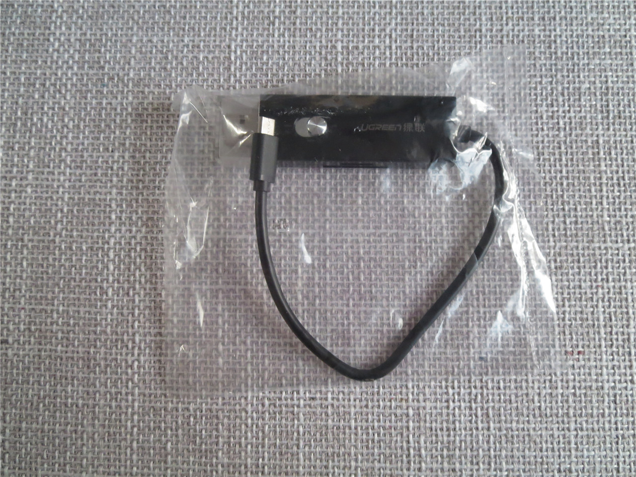 绿联usb-c多功能读卡器测评,绿联usb3.0多功能读卡器有多少个g