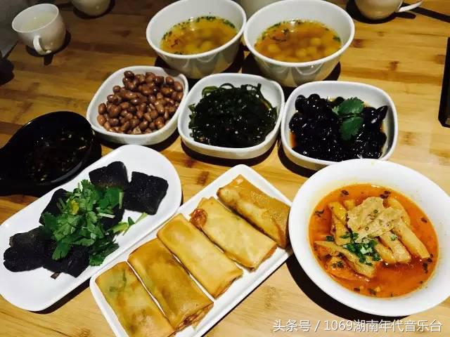 长沙网红小吃包子店地址,长沙最火包子铺