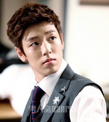 黑头痘痘不能乱挤,去黑头粉刺痘痘有什么办法