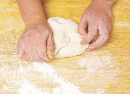 做烧饼怎么和面比较软和好吃,烧饼怎样和面才好吃