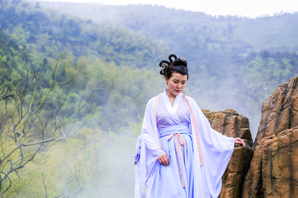 溧阳原始竹林里的这家野奢酒店,溧阳房间内有温泉的酒店叫什么