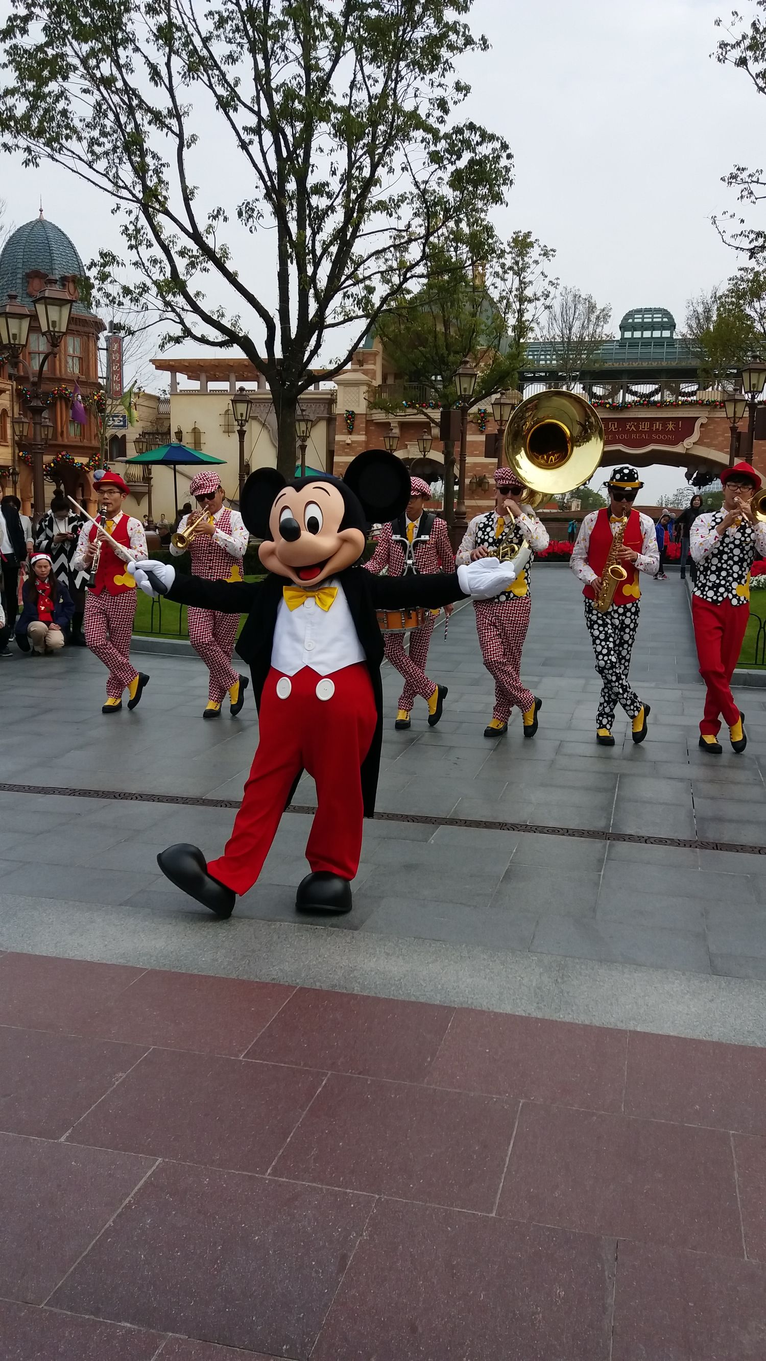 上海迪士尼三天两晚亲子攻略,祖孙三代游迪士尼