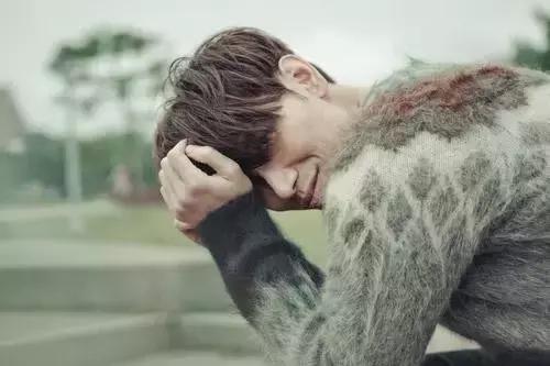 沙哑的喉咙唱着淡淡的哀愁杨宗纬,如果有一首歌能让你感动落泪