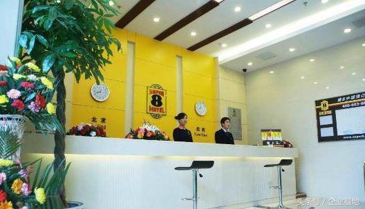 速度与激情8加长版多了什么内容,速度与激情8游泳池的场景