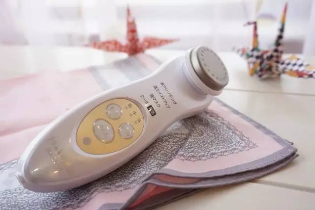 揭秘超火美容仪到底好不好？是否值得买？