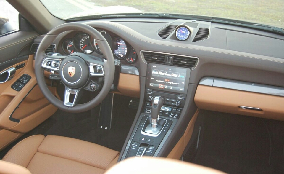 保时捷911turbos试驾,保时捷911turbosstingergtr