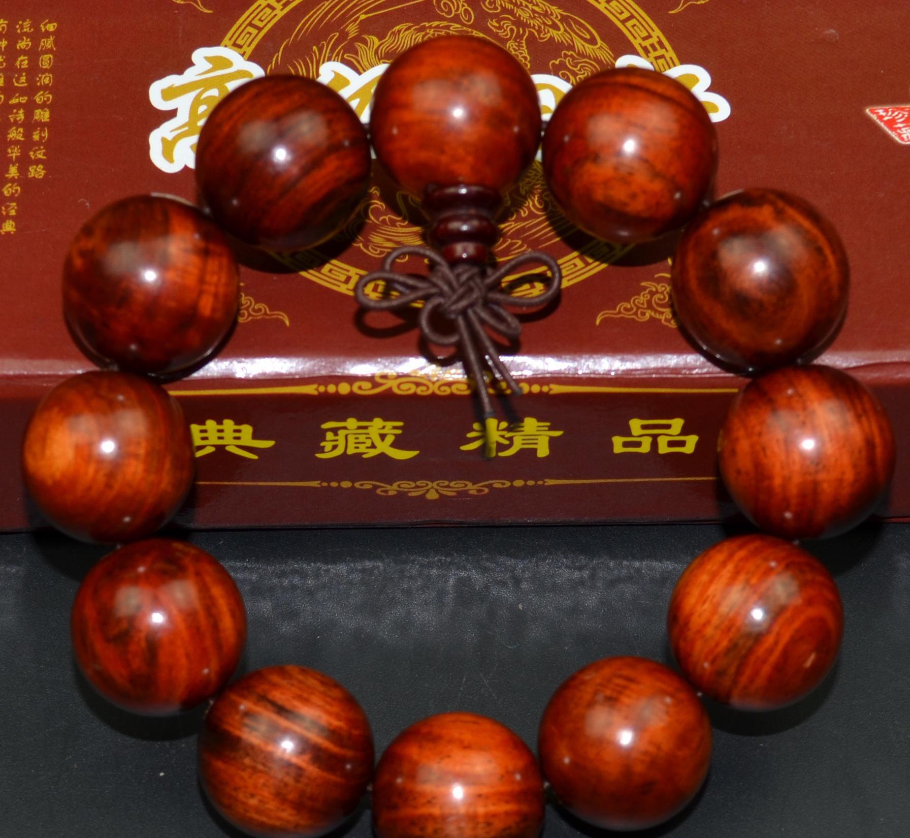 买小叶紫檀手串需要注意什么,小叶紫檀买到假的处理方法