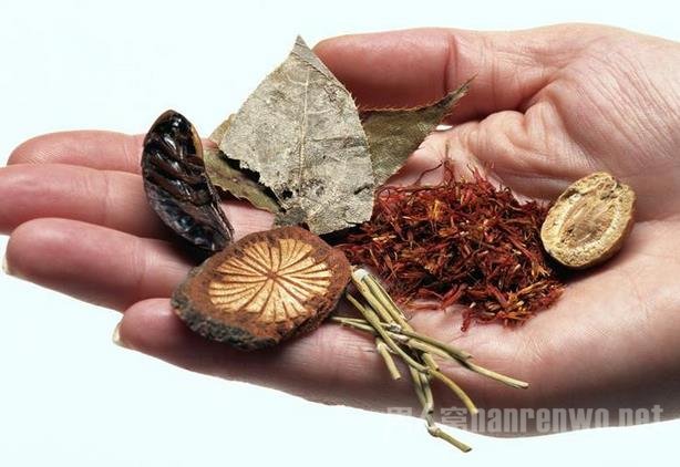 黑头痘痘不能乱挤,去黑头粉刺痘痘有什么办法