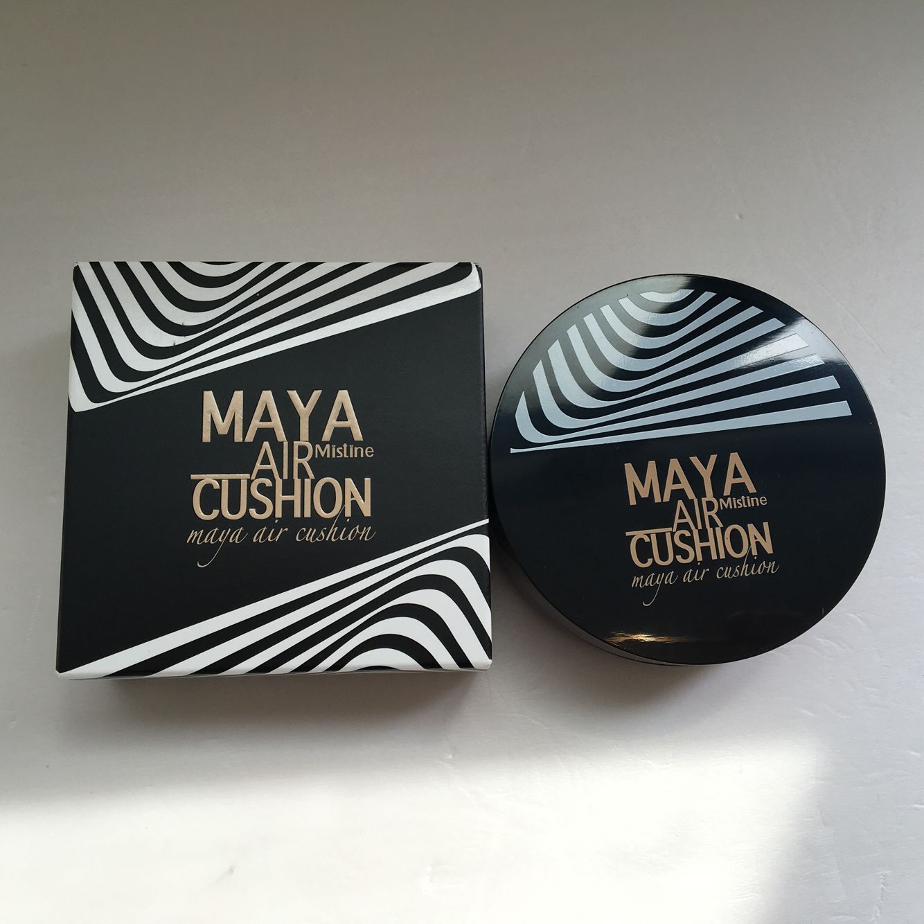 水润滋润不卡粉平价气垫,推荐好评轻薄水润气垫